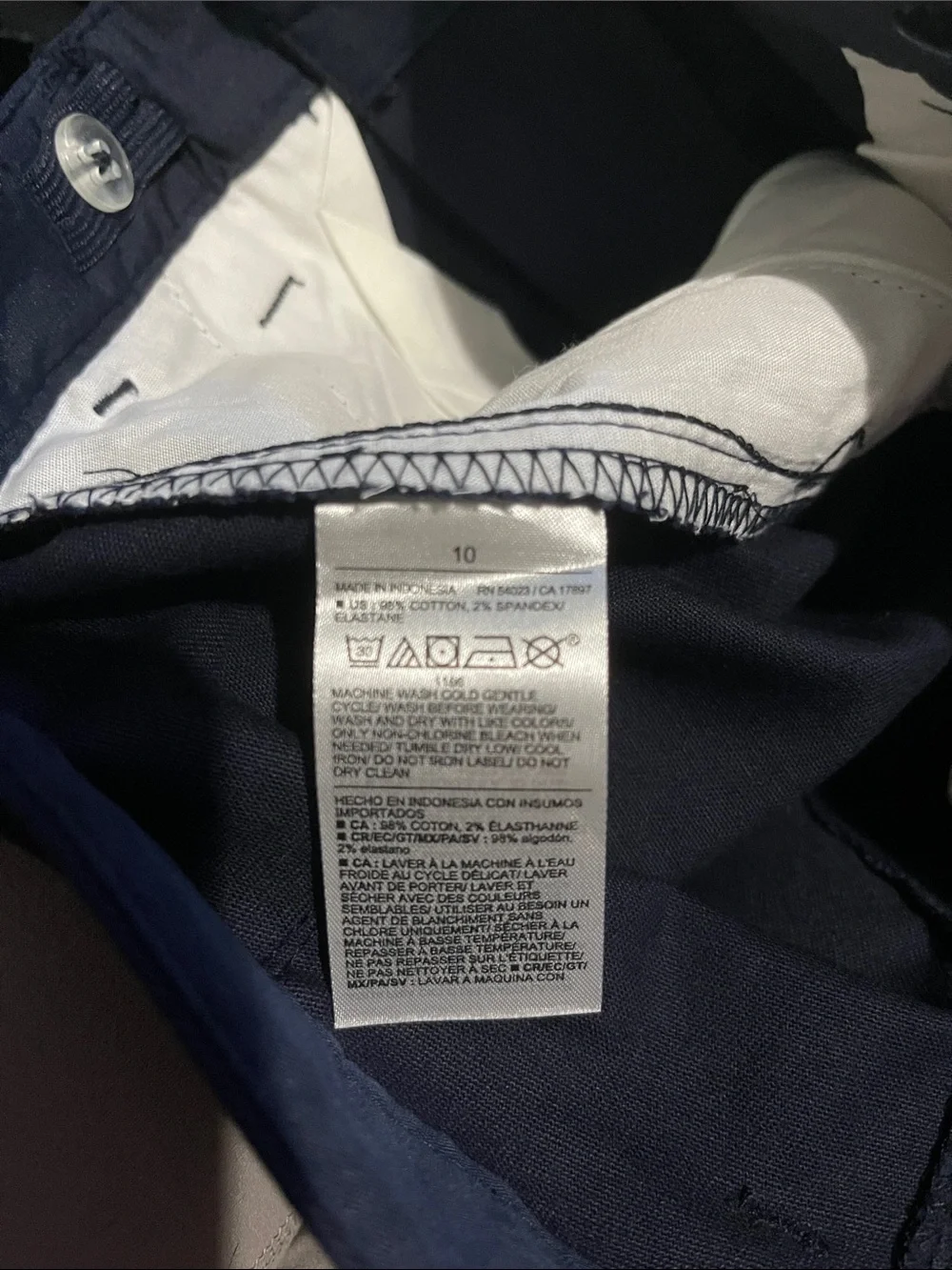 NWT- Old Navy - boy’s 10. Uniform Slim Pant